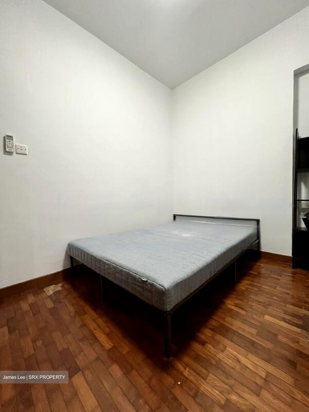 Simsville (D14), Condominium #569776521